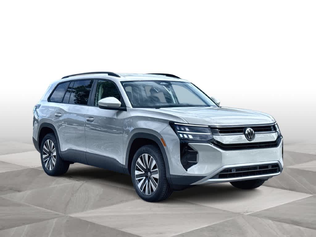 2027 Volkswagen Atlas SE w/Technology