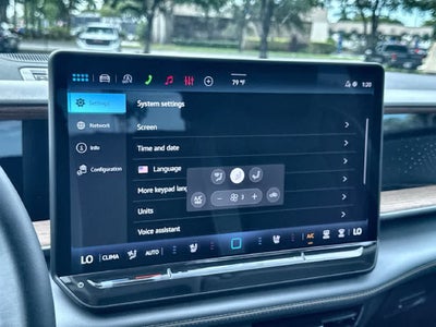 2027 Volkswagen Atlas SE w/Technology