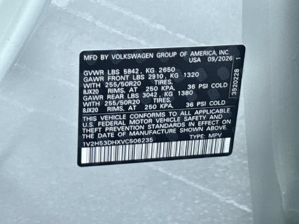 2027 Volkswagen Atlas SE w/Technology