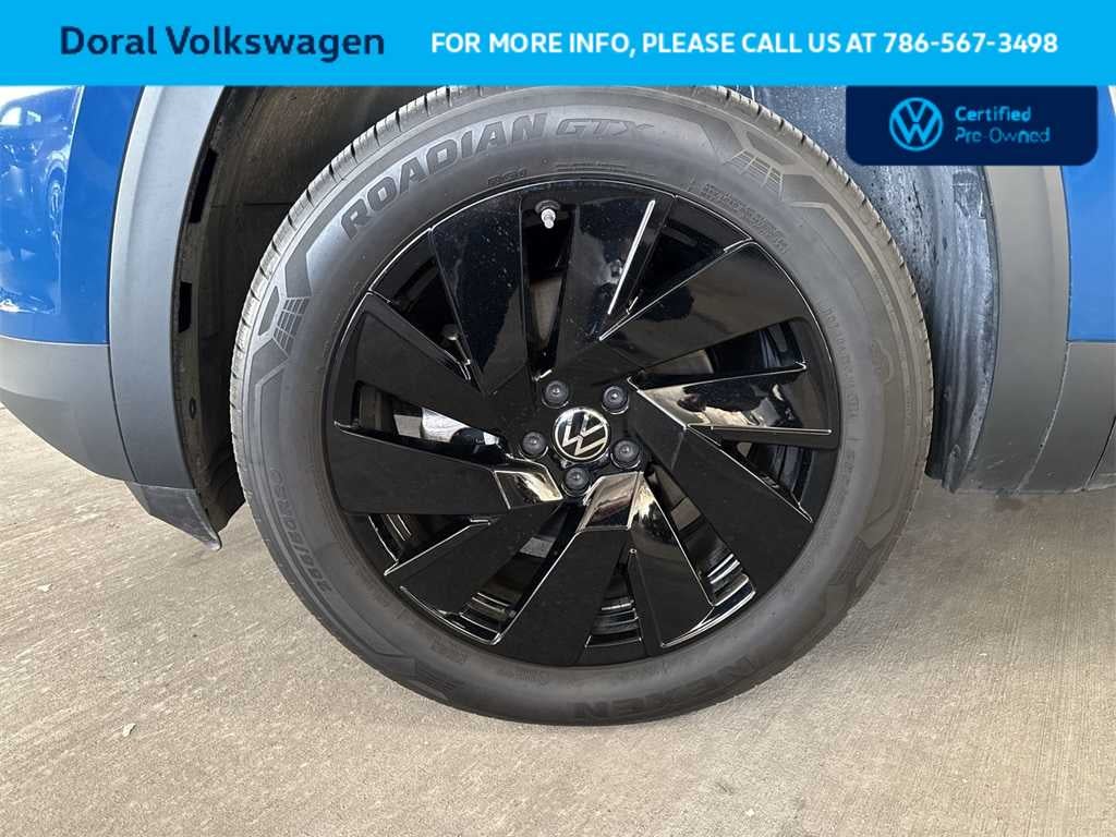 2025 Volkswagen Atlas Cross Sport 2.0T SE w/Technology