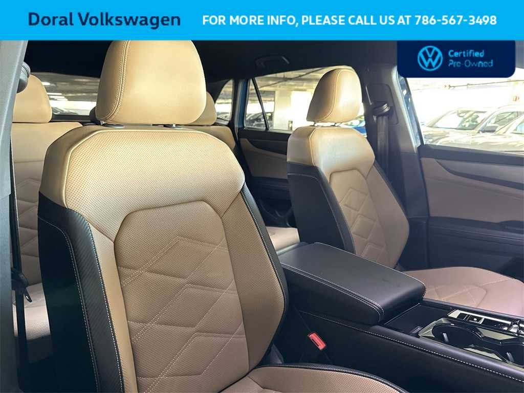 2025 Volkswagen Atlas Cross Sport 2.0T SE w/Technology