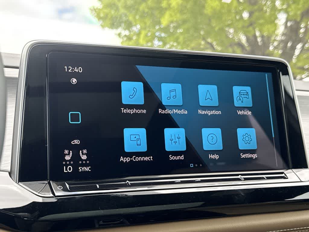 2026 Volkswagen Atlas Cross Sport 2.0T SE w/Technology
