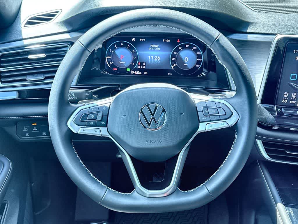 2026 Volkswagen Atlas Cross Sport 2.0T SE w/Technology
