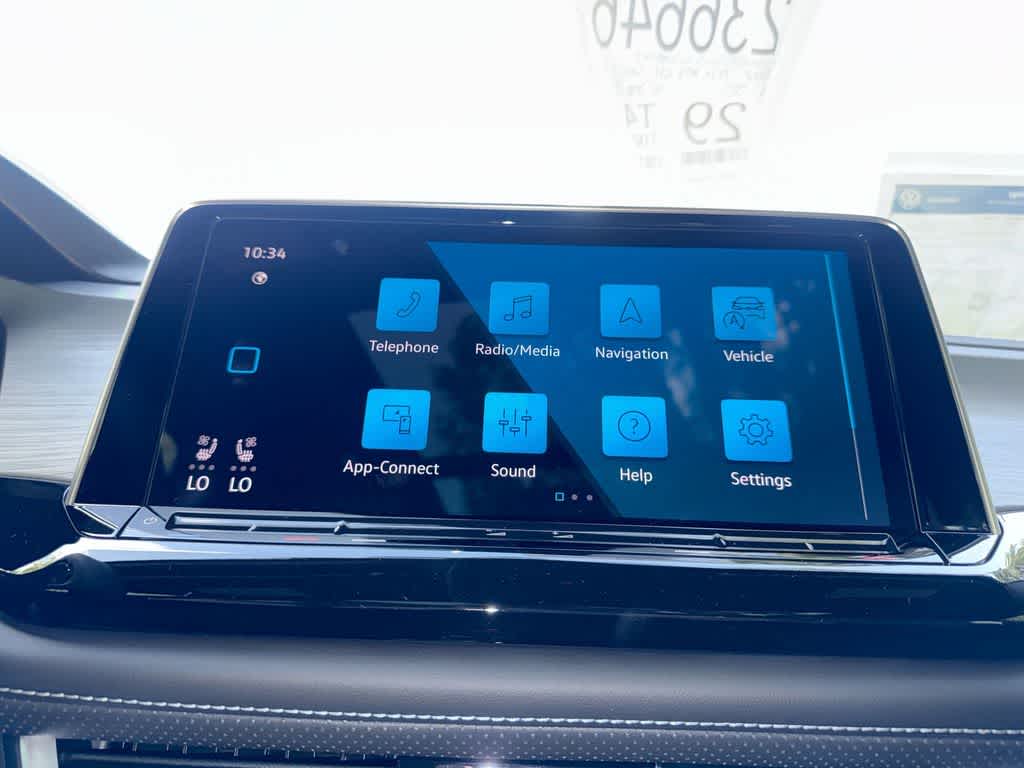 2026 Volkswagen Atlas Cross Sport 2.0T SE w/Technology