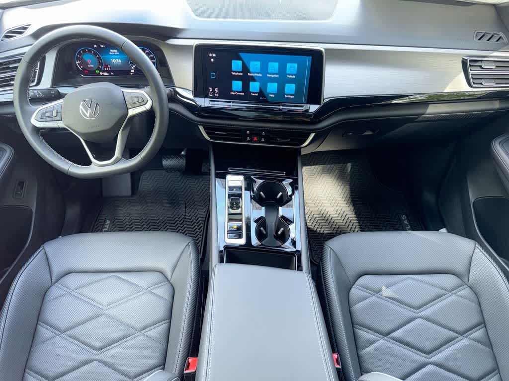 2026 Volkswagen Atlas Cross Sport 2.0T SE w/Technology