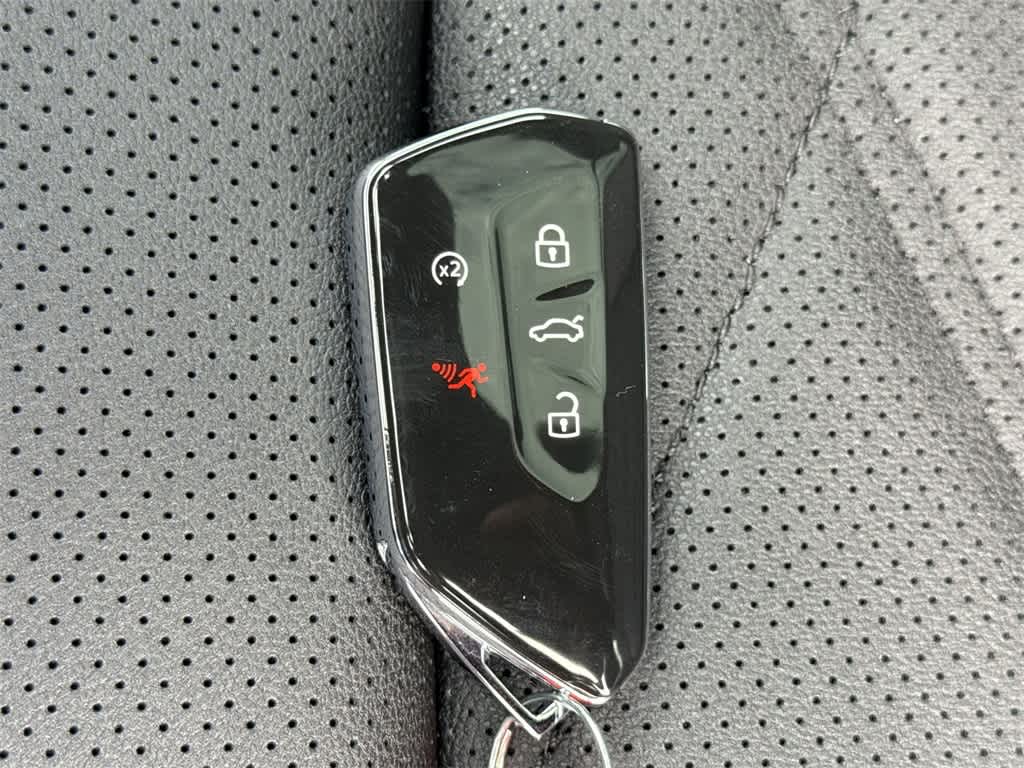 2026 Volkswagen Atlas Cross Sport 2.0T SE w/Technology