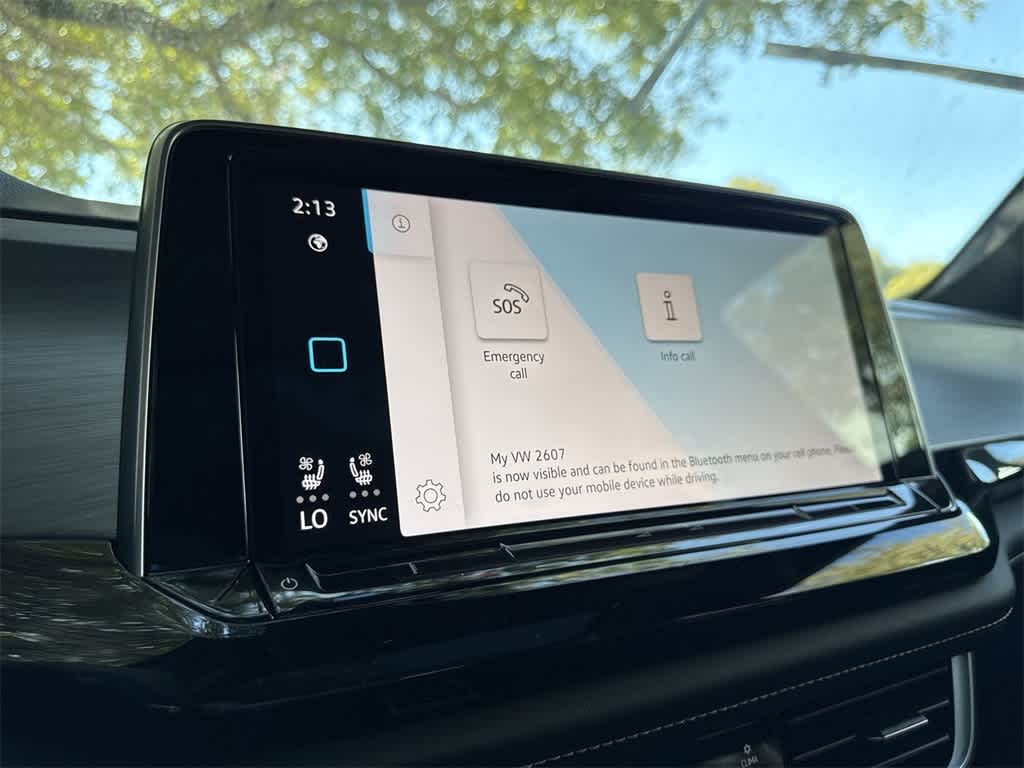 2026 Volkswagen Atlas Cross Sport 2.0T SE w/Technology