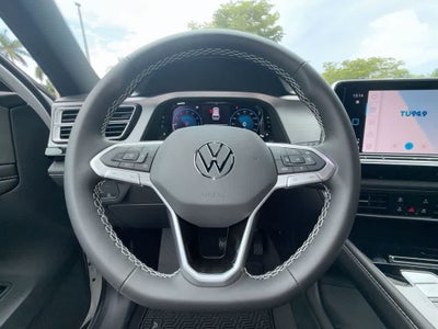 2026 Volkswagen Atlas Cross Sport 2.0T SE w/Technology