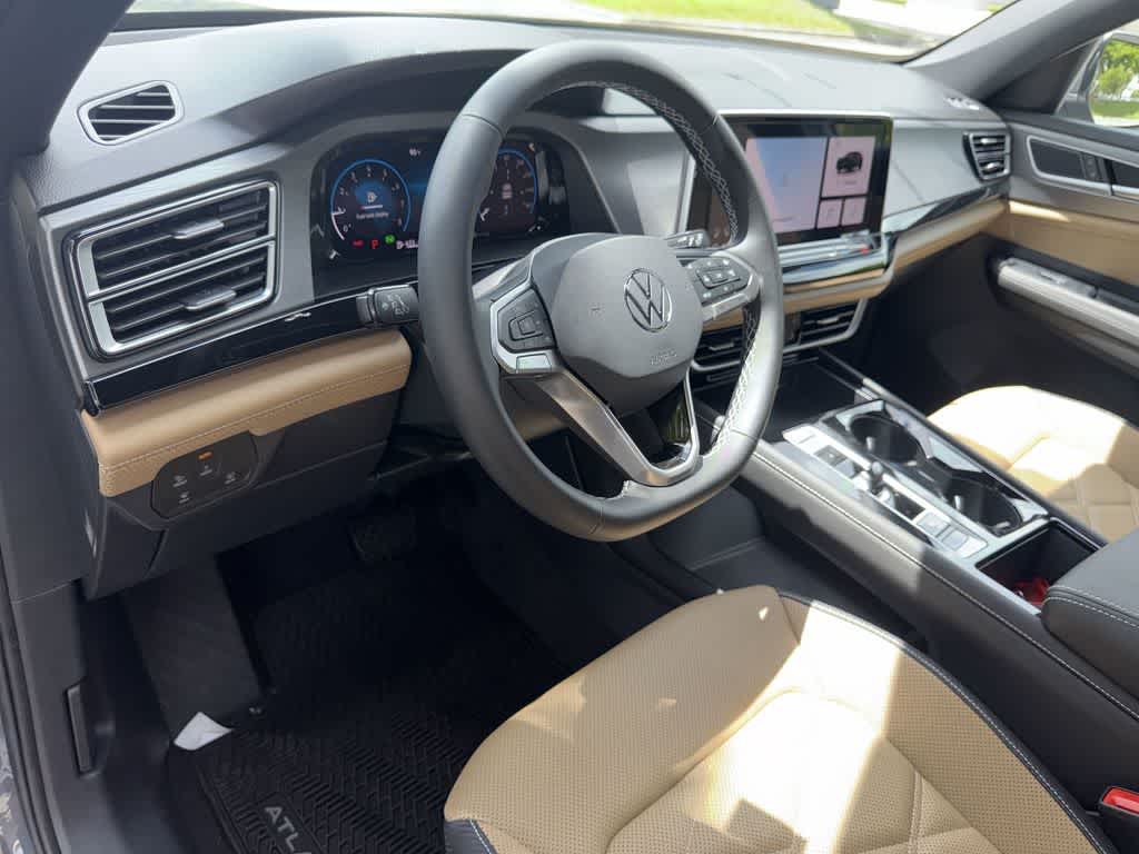 2026 Volkswagen Atlas Cross Sport 2.0T SE w/Technology