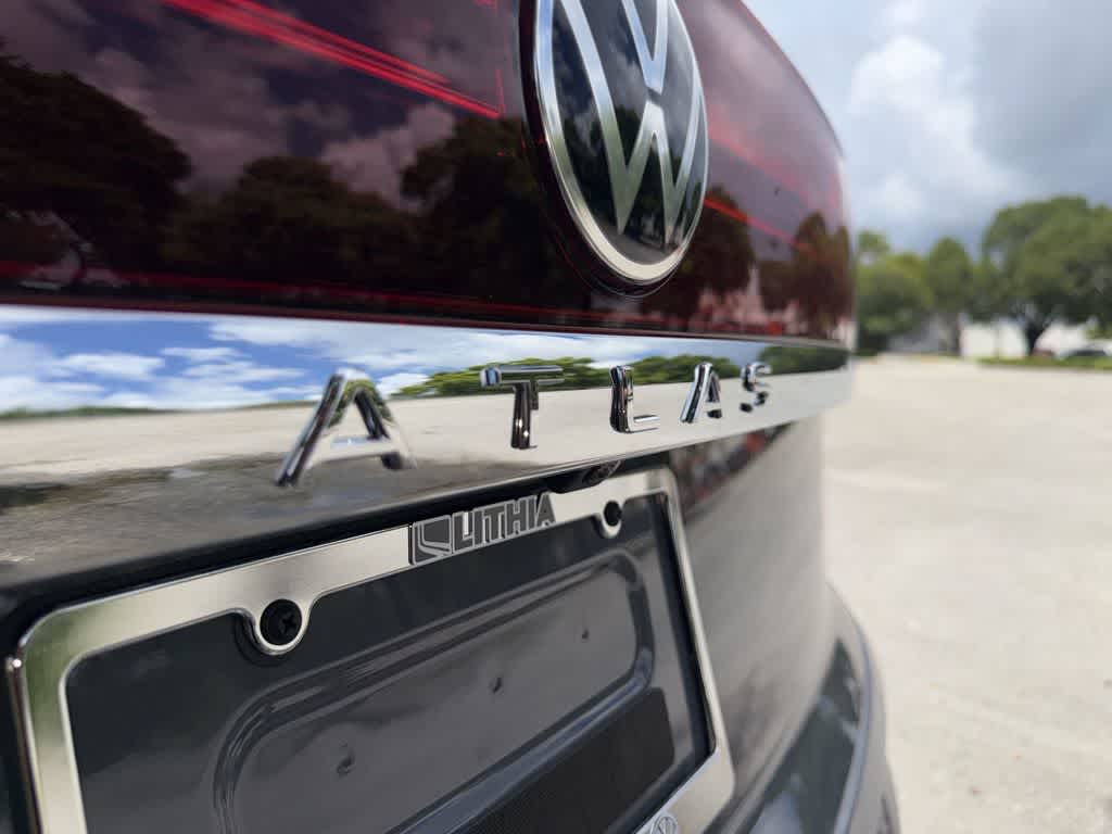 2026 Volkswagen Atlas Cross Sport 2.0T SE w/Technology