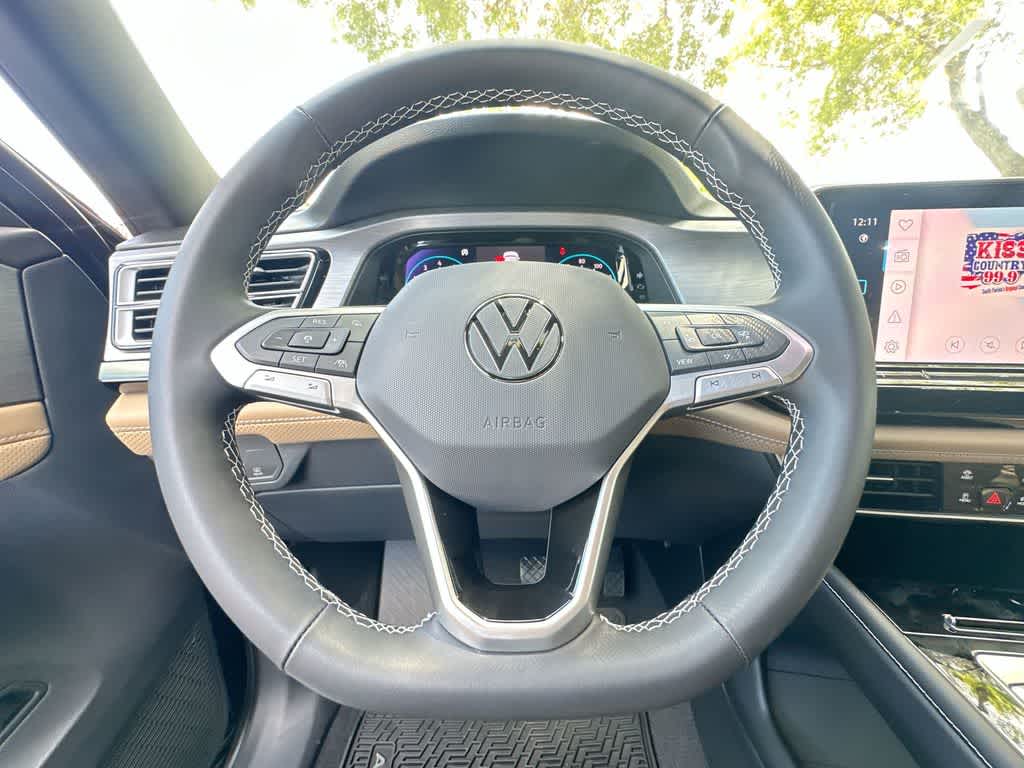 2026 Volkswagen Atlas Cross Sport 2.0T SE w/Technology