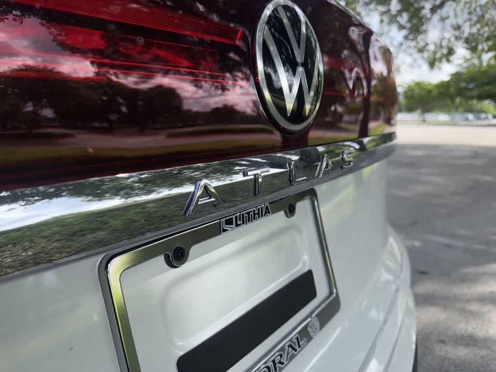 2026 Volkswagen Atlas Cross Sport 2.0T SE w/Technology