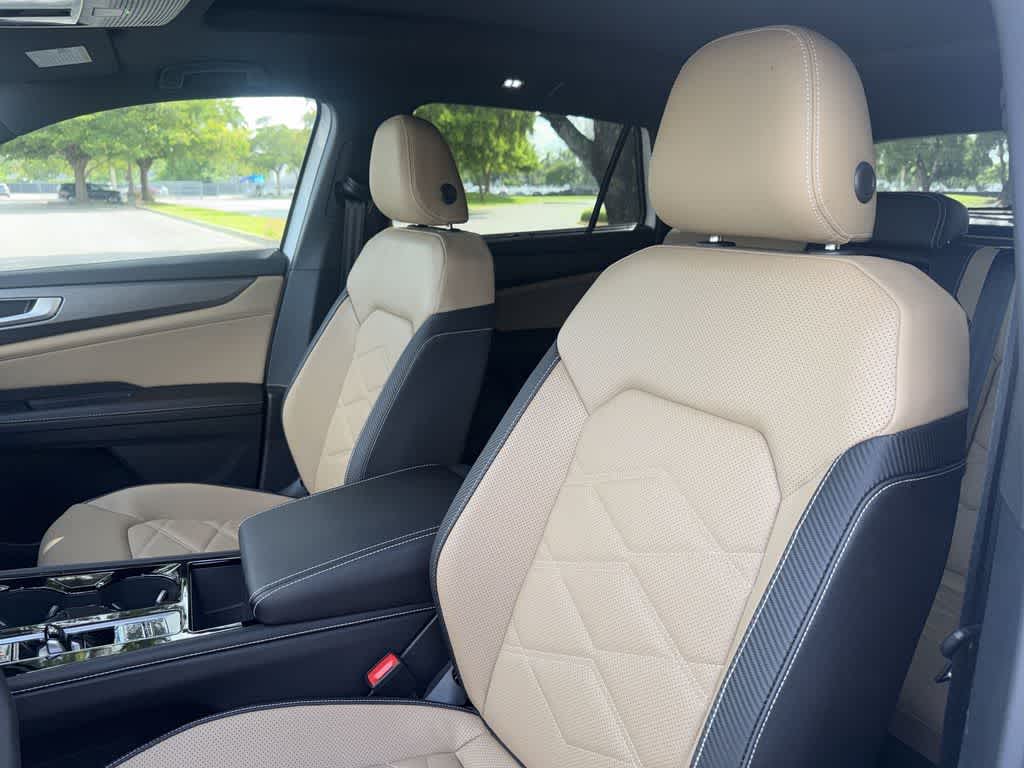 2026 Volkswagen Atlas Cross Sport 2.0T SE w/Technology