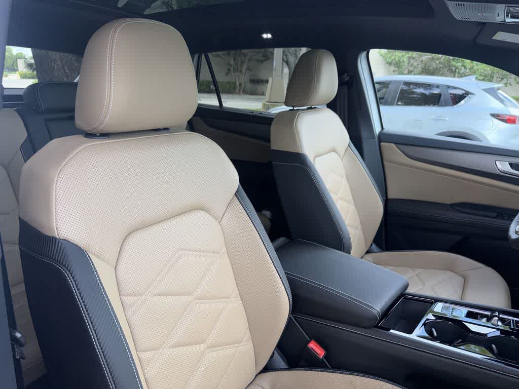 2026 Volkswagen Atlas Cross Sport 2.0T SE w/Technology