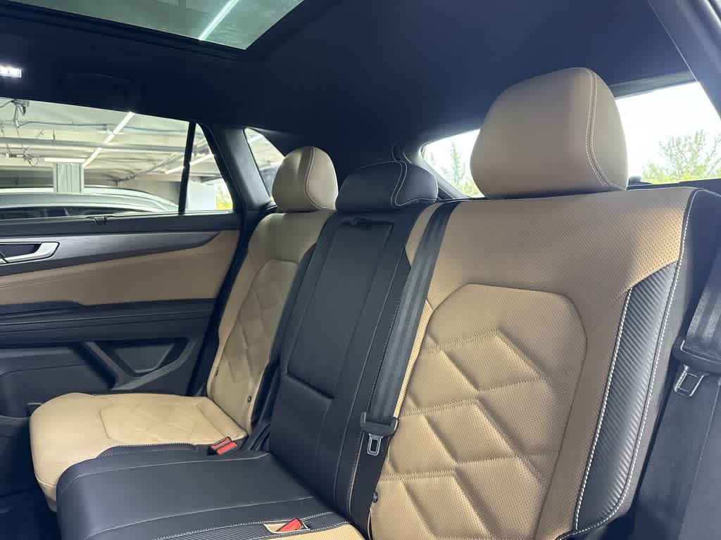 2026 Volkswagen Atlas Cross Sport 2.0T SE w/Technology