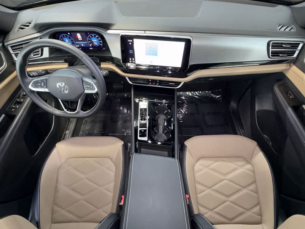 2026 Volkswagen Atlas Cross Sport 2.0T SE w/Technology