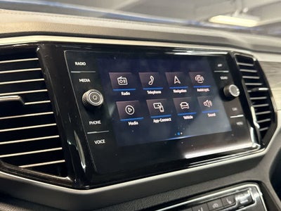 2023 Volkswagen Atlas Cross Sport 2.0T SE w/Technology