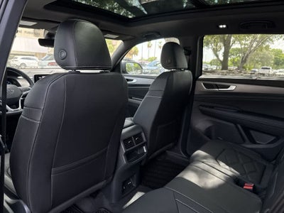 2026 Volkswagen Atlas Cross Sport 2.0T SE w/Technology