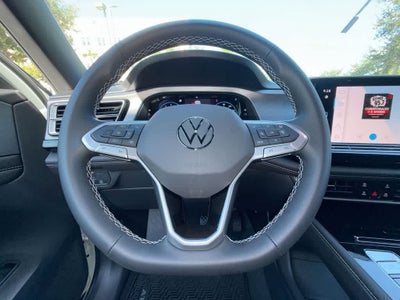 2026 Volkswagen Atlas Cross Sport 2.0T SE w/Technology