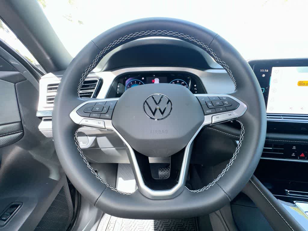 2026 Volkswagen Atlas Cross Sport 2.0T SE w/Technology