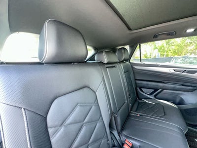 2026 Volkswagen Atlas Cross Sport 2.0T SE w/Technology