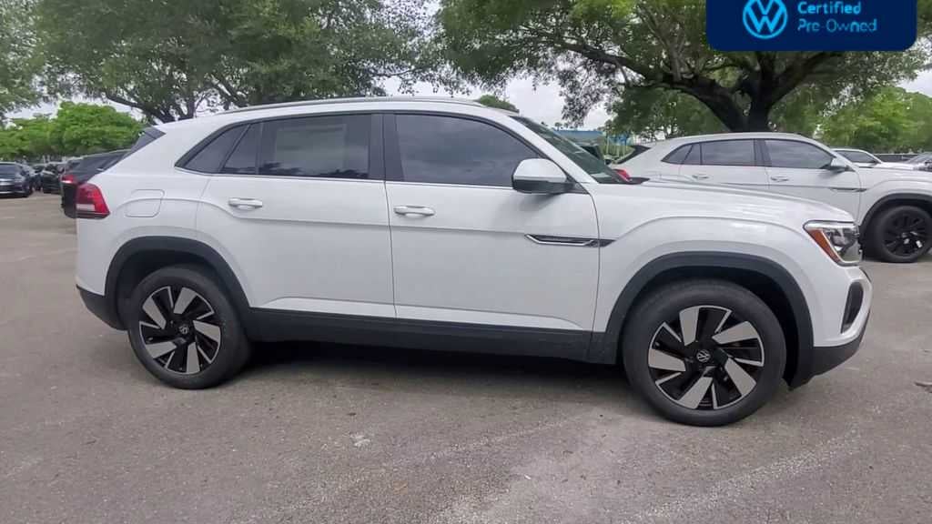 2024 Volkswagen Atlas Cross Sport 2.0T SE w/Technology