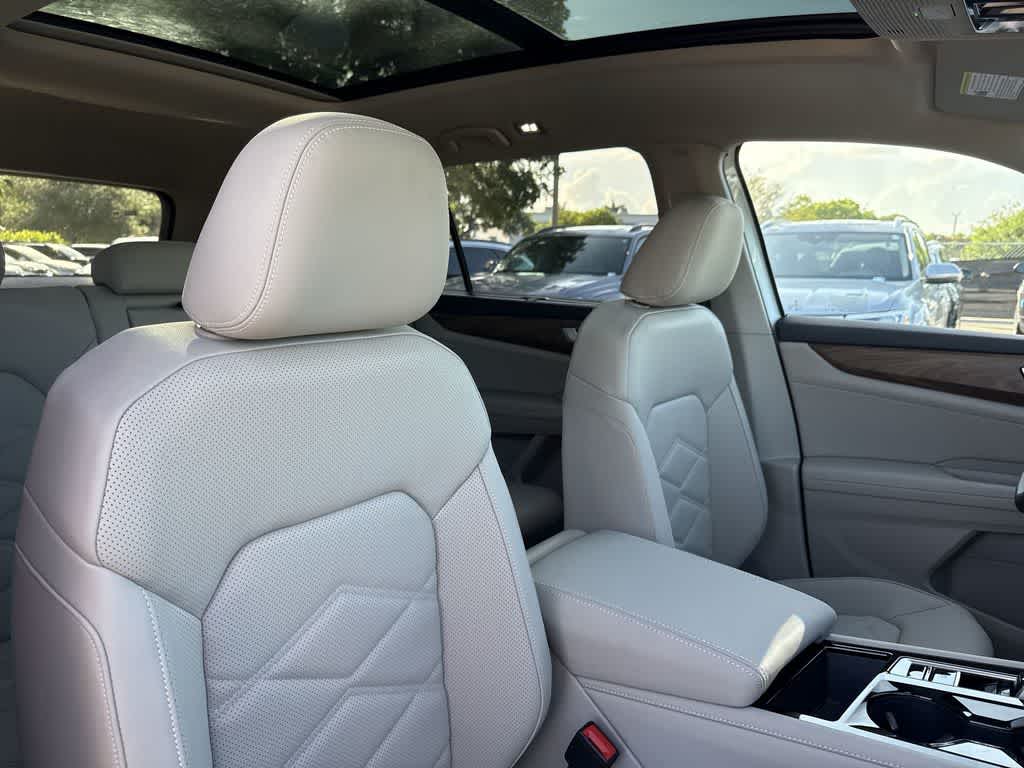 2026 Volkswagen Atlas 2.0T SE w/Technology