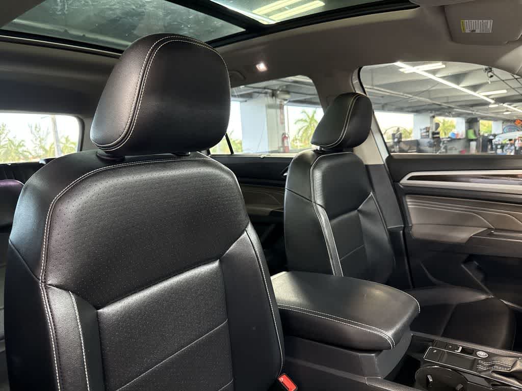 2022 Volkswagen Atlas 3.6L V6 SE w/Technology