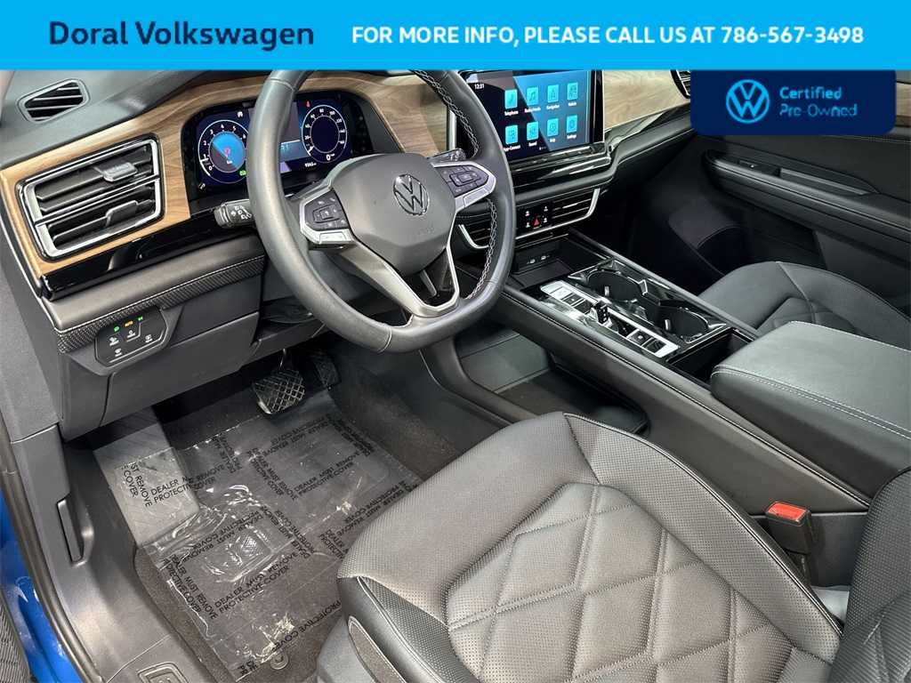 2025 Volkswagen Atlas 2.0T SE w/Technology