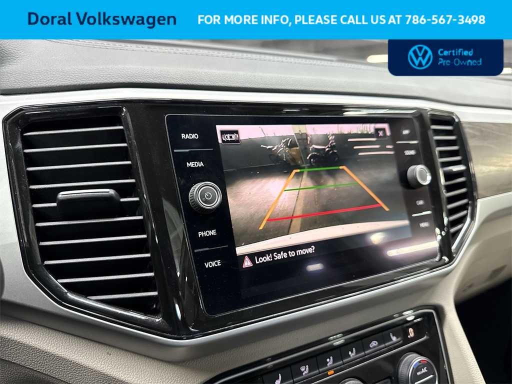 2022 Volkswagen Atlas 3.6L V6 SE w/Technology