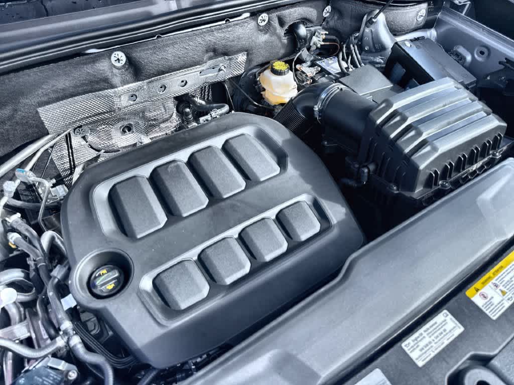 2027 Volkswagen Atlas SE w/Technology