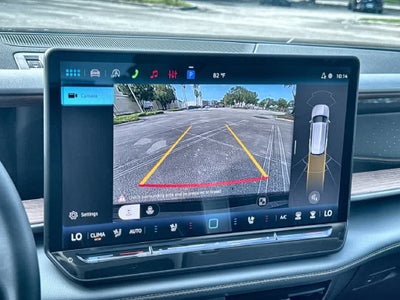 2027 Volkswagen Atlas SE w/Technology