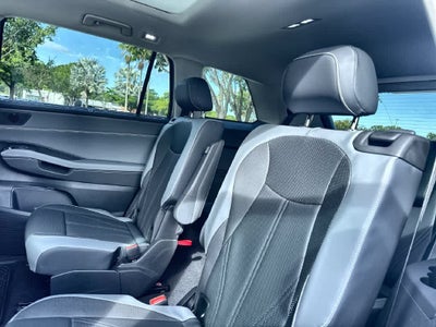 2027 Volkswagen Atlas SE w/Technology