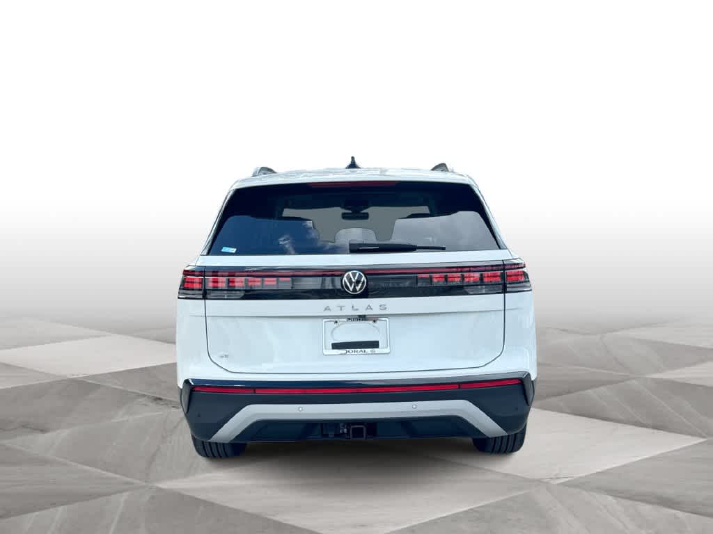 2027 Volkswagen Atlas SE w/Technology