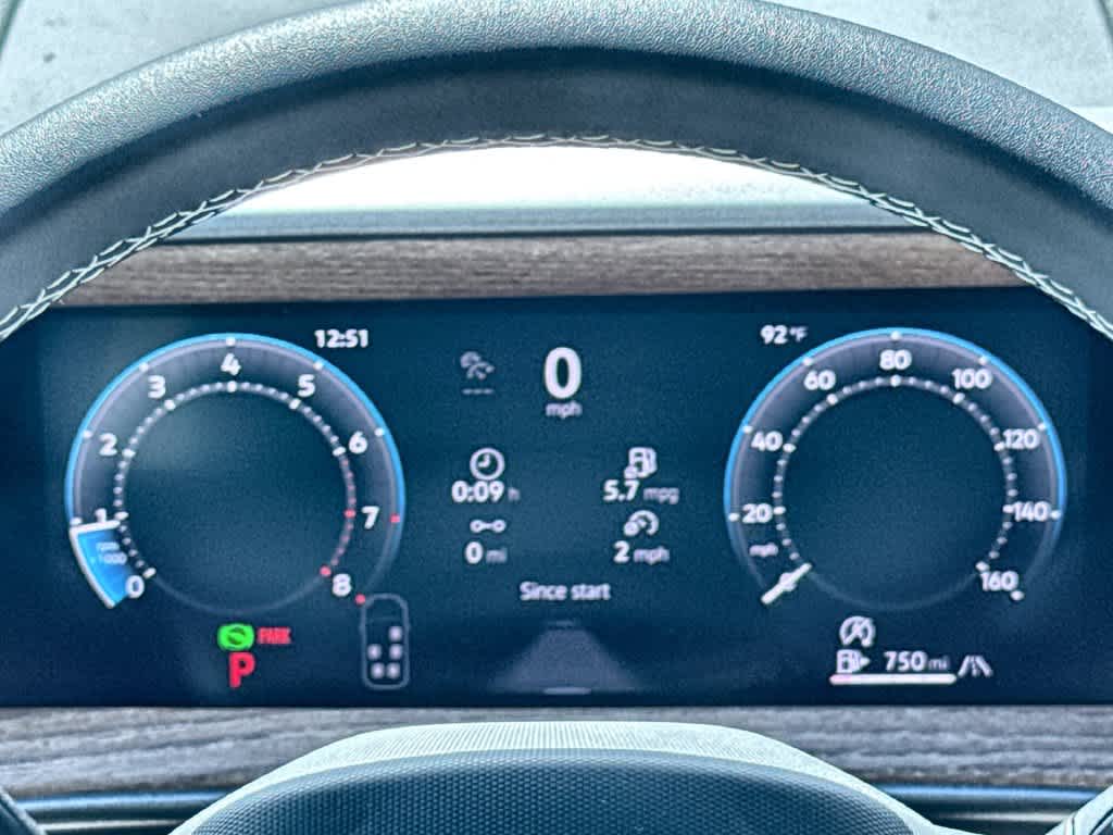 2027 Volkswagen Atlas SE w/Technology
