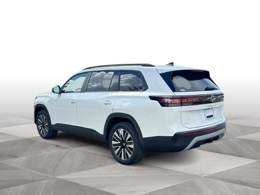 2027 Volkswagen Atlas SE w/Technology