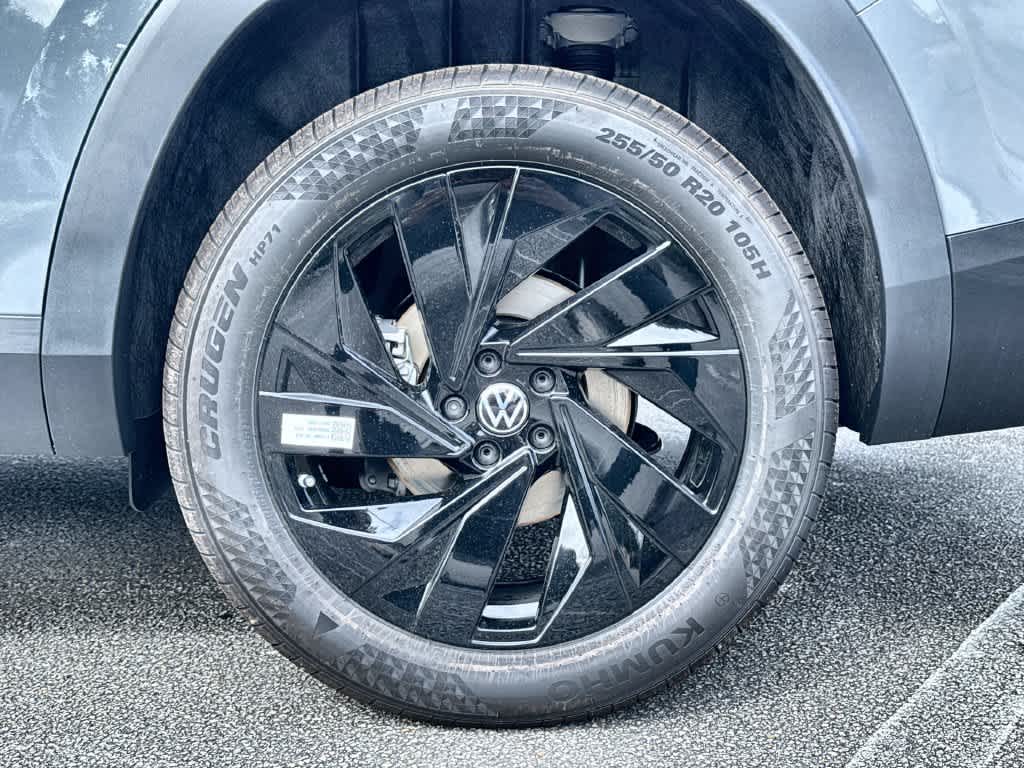 2027 Volkswagen Atlas SE w/Technology