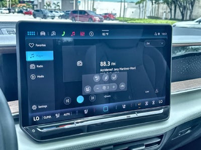 2027 Volkswagen Atlas SE w/Technology