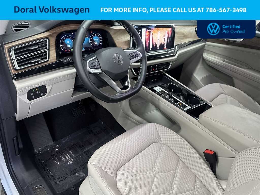 2025 Volkswagen Atlas 2.0T SE w/Technology