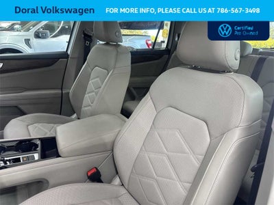 2025 Volkswagen Atlas 2.0T SE w/Technology