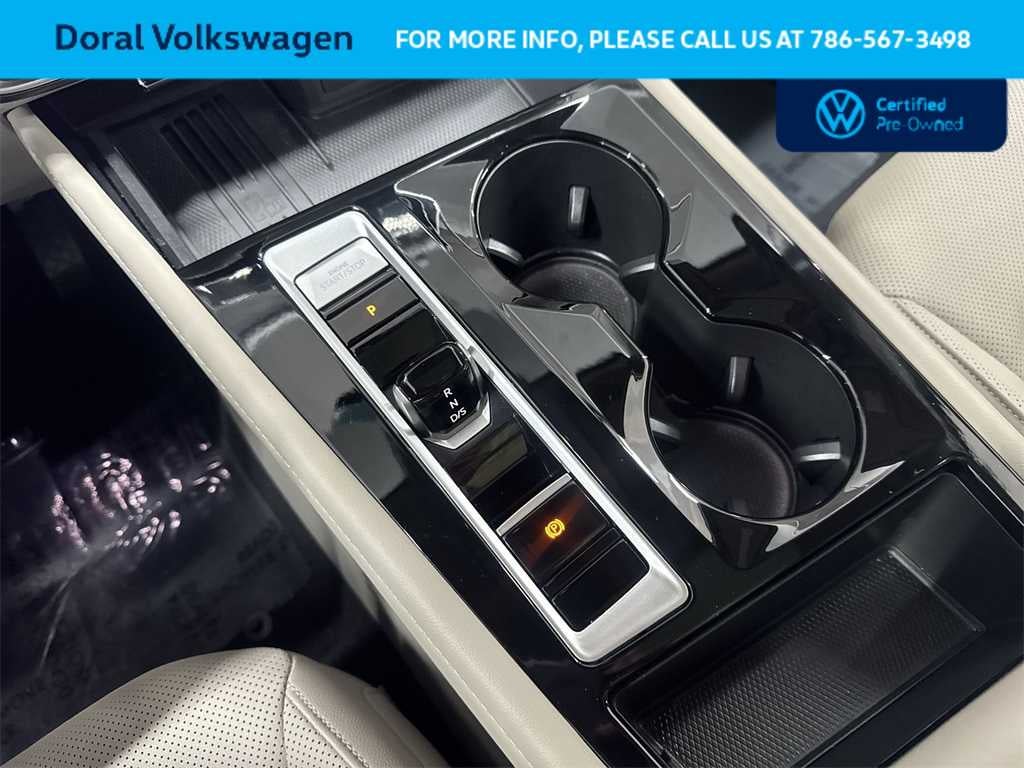 2025 Volkswagen Atlas 2.0T SE w/Technology