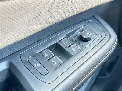 2026 Volkswagen Atlas Cross Sport 2.0T SE