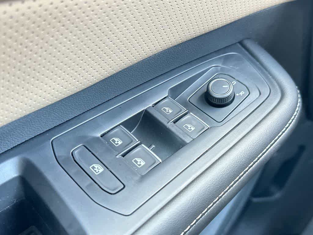2026 Volkswagen Atlas Cross Sport 2.0T SE