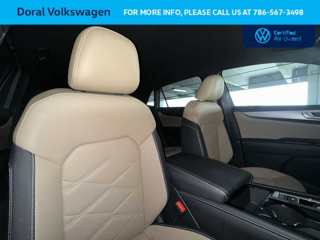 2026 Volkswagen Atlas Cross Sport 2.0T SE w/Technology