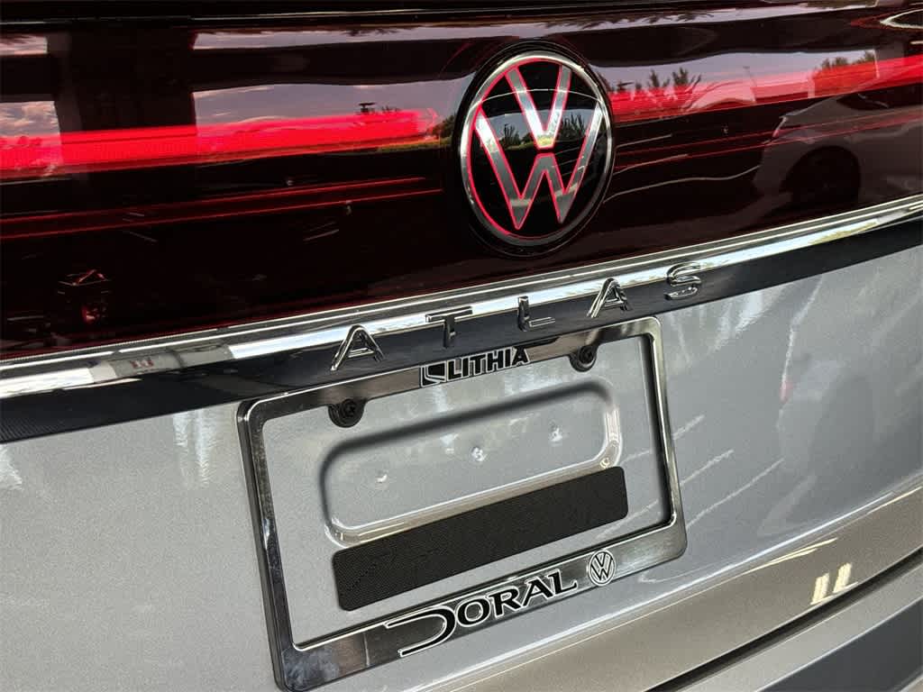 2026 Volkswagen Atlas Cross Sport 2.0T SE w/Technology