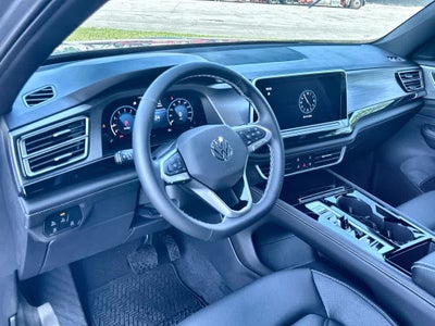2026 Volkswagen Atlas Cross Sport 2.0T SE w/Technology