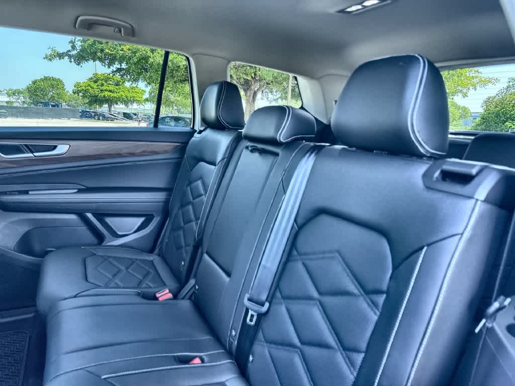 2026 Volkswagen Atlas Cross Sport 2.0T SE w/Technology