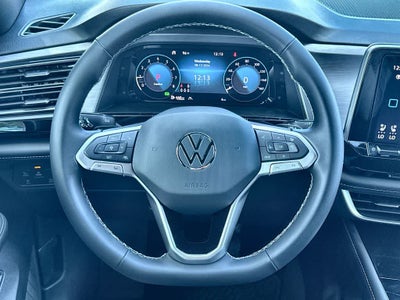 2026 Volkswagen Atlas Cross Sport 2.0T SE w/Technology