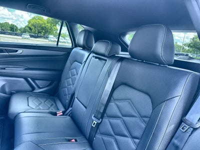 2026 Volkswagen Atlas Cross Sport 2.0T SE w/Technology