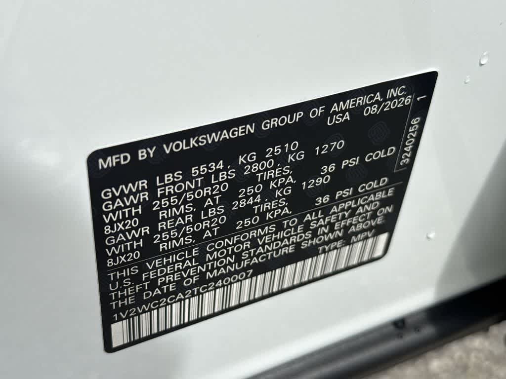 2026 Volkswagen Atlas Cross Sport 2.0T SE w/Technology